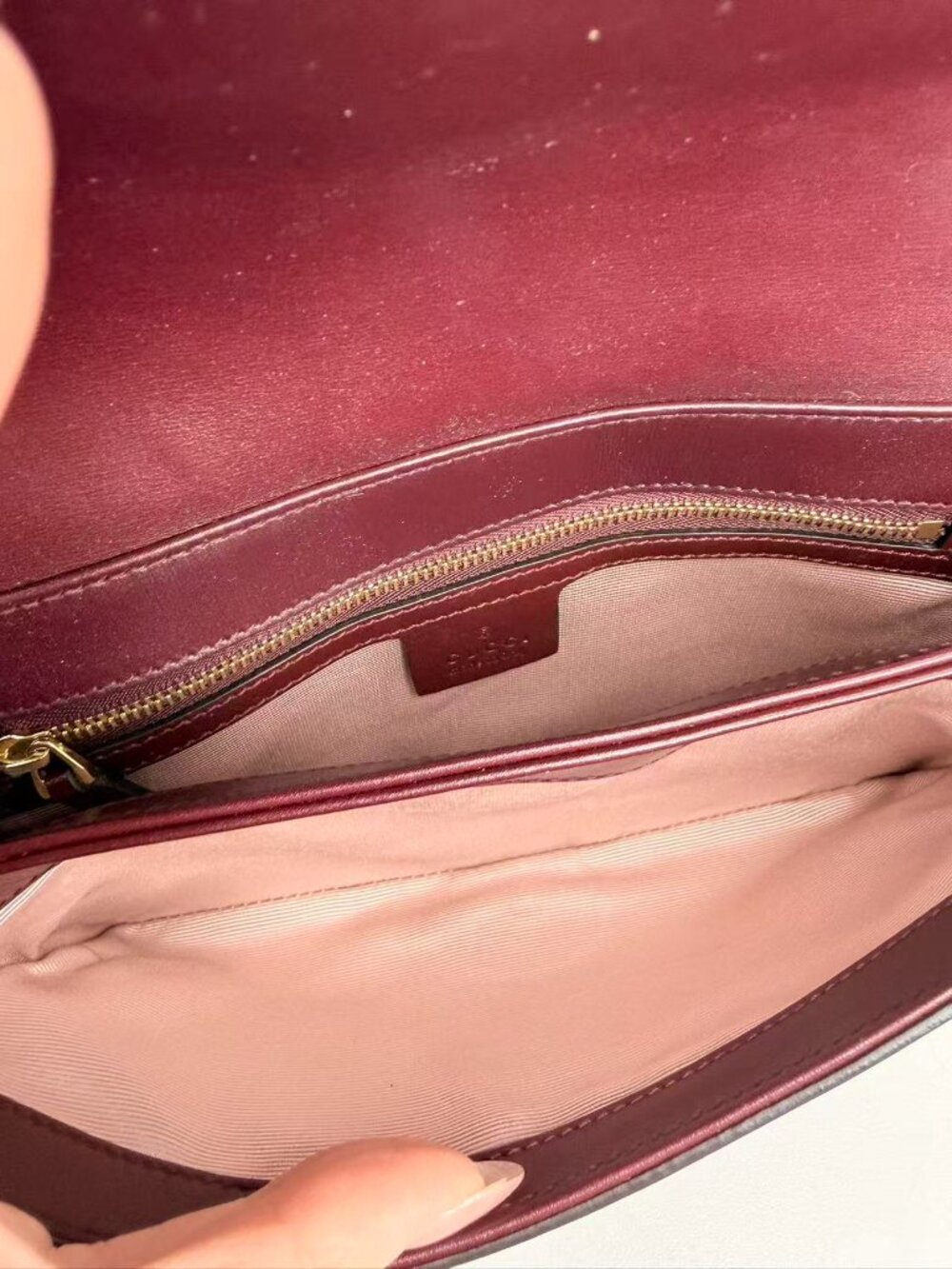 Gucci Arli Small Smooth Calfskin Leather Shoulder Crossbody Bag - Picture 11 of 11